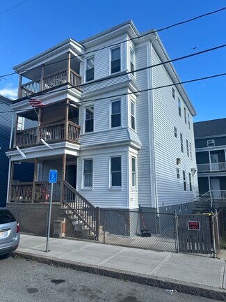 18 John St Unit 18 John St 3rd floor, Fall River, MA 02721
