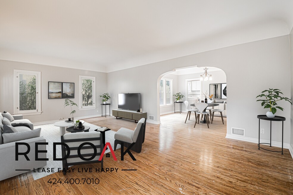 109 S Sycamore Ave unit 111.5, Los Angeles, CA 90036 - photo 1