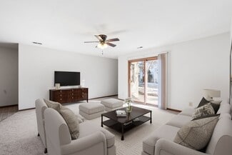 621 N Sandy Ln, Elkhorn, WI 53121