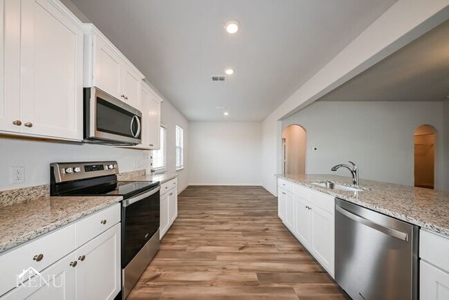 2038 Delta Downs Dr, Seagoville, TX 75159 - photo 2