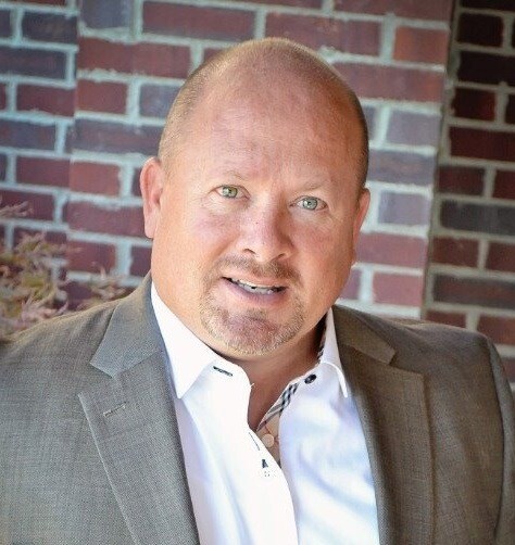 Eric Saxton