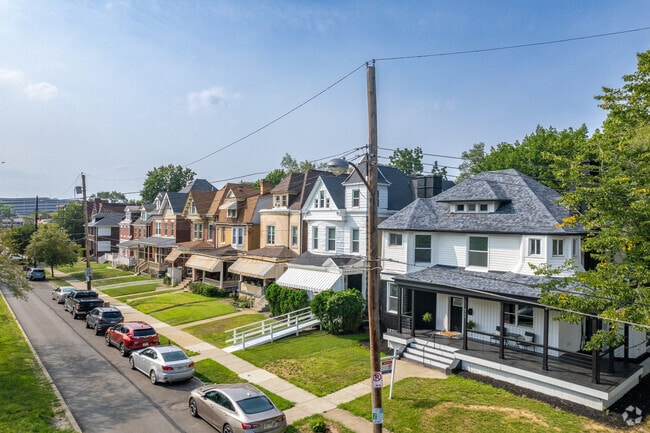 The architecture of Point Breeze North is often inspired by Victorian and Colonial themes.