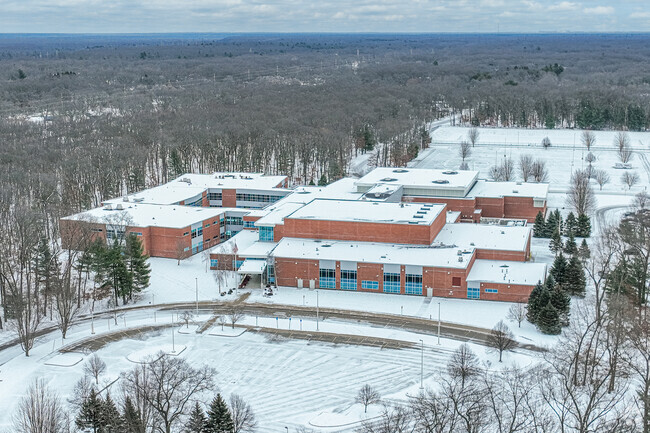 Orchard View High School is located in Muskegon, Michigan.