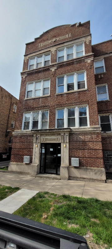 6750 S Merrill Ave Unit 2118 E. 68th 3, Chicago, IL 60649