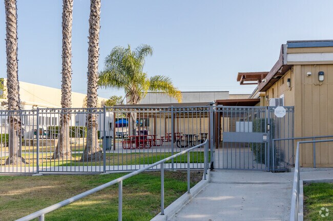 Westerly School parents are all members of the Westerly Parents Association.