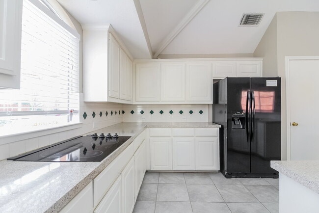 317 N Fountain Gate Dr, Allen, TX 75002 - photo 5