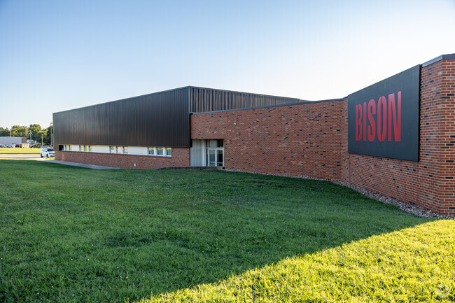 Students at Buffalo High School attend grades 9th through 12th.