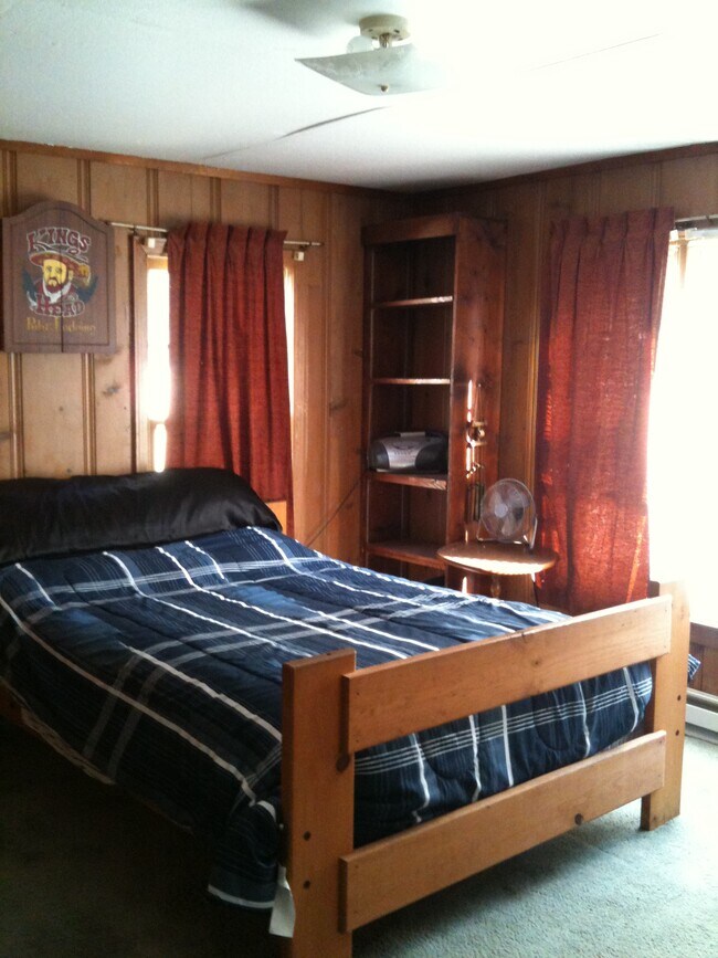 2319 S 18th St unit 1 Rear Level, Saint Joseph, MO 64503 - photo 6