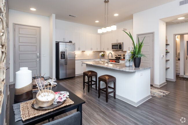 ZZZPromenade at Las Colinas, Irving, TX 75039 - photo 3