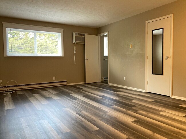 216 E Sycamore St unit 6, Oxford, OH 45056 - photo 6