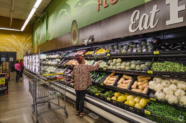 Food4Less in Eastside offers a wide variety of fresh produce.