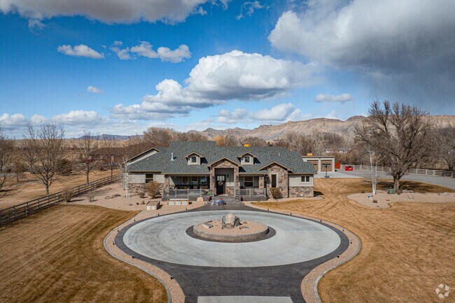 Fruitvale’s Mediterranean-style homes bring a touch of Old World elegance to Colorado’s Western landscape. With stucco exteriors, arched doorways, and terracotta roofs, these beautiful homes offer warmth, charm, and timeless architectural appeal.
