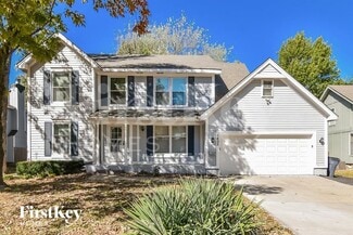 1432 E Sheridan Bridge Ln, Olathe, KS 66062