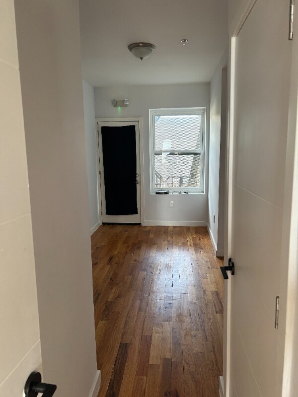 98 Garside St, Newark, NJ 07104 - photo 3