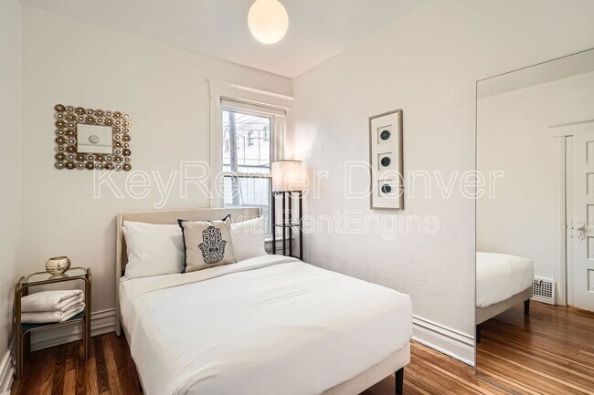 227 S Logan St unit 1, Denver, CO 80209 - photo 6