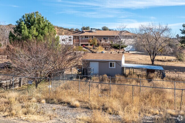 Wilhoit offers stunning new custom homes, blending modern design with desert charm.