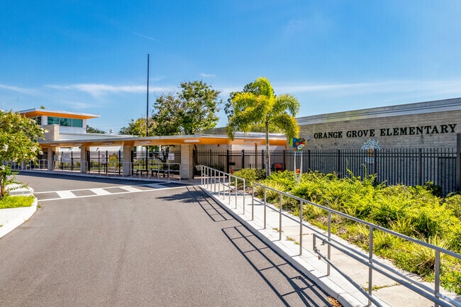 Orange Grove Elementary School Entrance