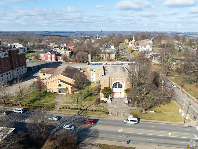 This is the main entrance going into Zion Temple Christian Academy.