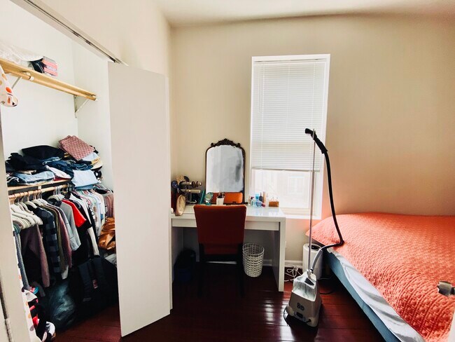 2246 W Armitage Ave unit 3F, Chicago, IL 60647 - photo 5