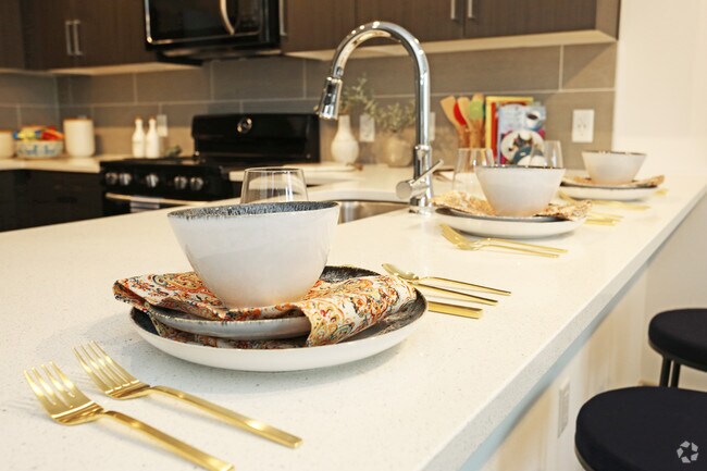 Art on Highland, Phoenix, AZ 85016 - photo 4