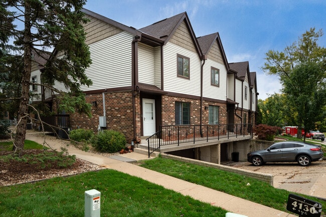 Town Houses offer more housing options in Grantosa.