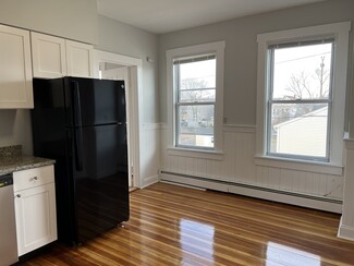 62 Cottage St Unit 3R, Lynn, MA 01905