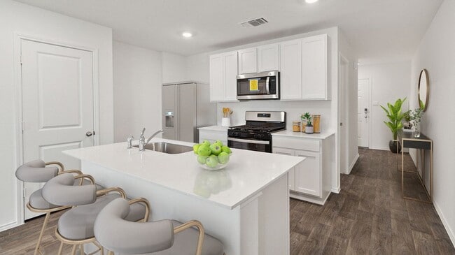 1708 Zander Ct unit 36206213, Alvin, TX 77511 - photo 3