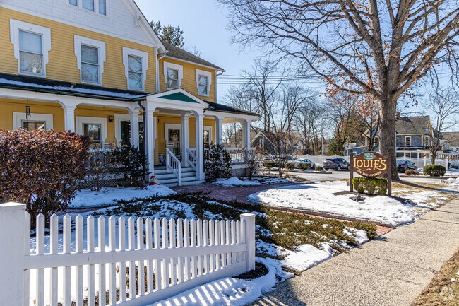 Louie's on the Avenue offers incredible American fare that is set in a Victorian house with five dining rooms, a bar and a covered porch in Pearl River, NY.