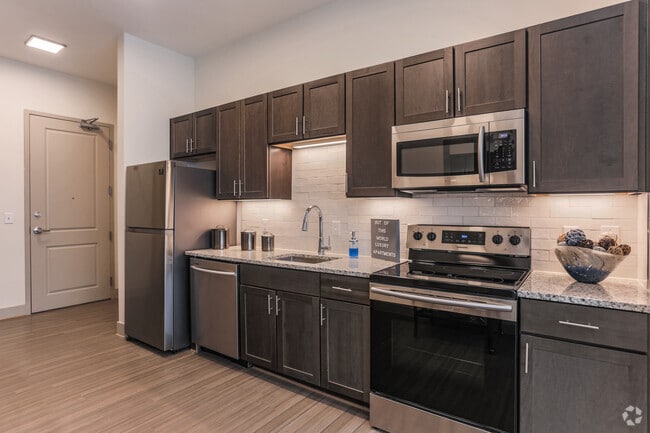 Axis at PTC, Hampton, VA 23666 - photo 4