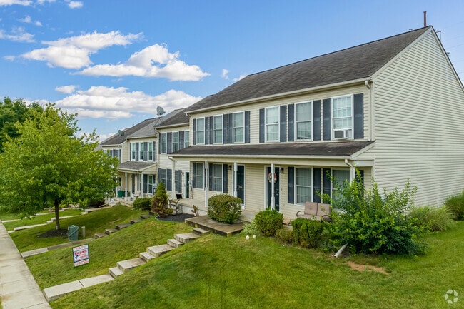 There are a variety of townhouses throughout Rheems.