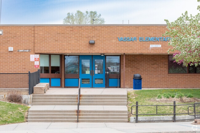 Aurora Highland's Vassar Elementary School, is a community of learners.