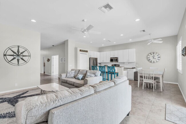 9286 Spanish Moss Way unit ID1049683P, Bonita Springs, FL 34135 - photo 2