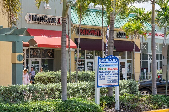 Harbour Inlet residents can get the majority of their chores accomplished at Harbor Shops.