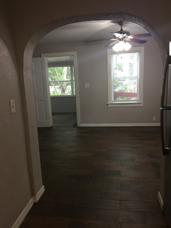 873 10th Ave S, Saint Petersburg, FL 33701 - photo 7