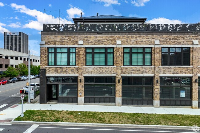 Printers Corner is a sought after condominium in the Parkside neighborhood.