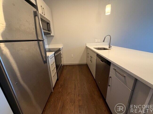 Webster Place Condominiums unit 45-507, Brookline, MA 02446 - photo 2