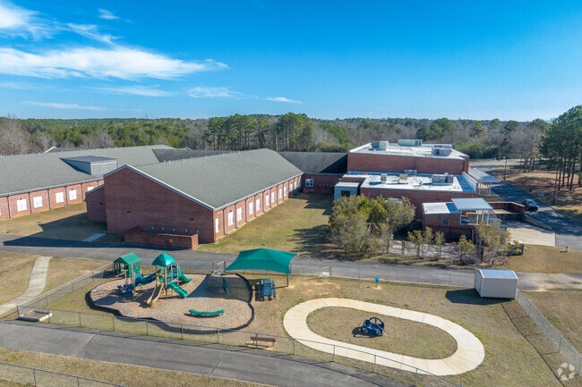 Concord Elementary School provides great facilities to their students.