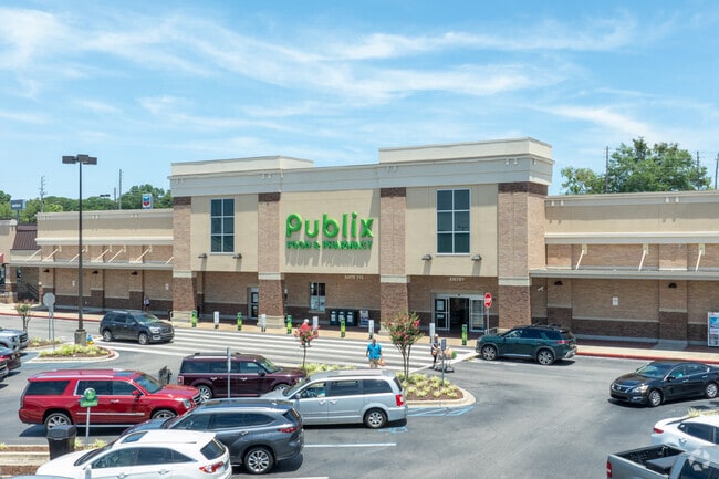Grab your groceries at Publix near Hooper City.