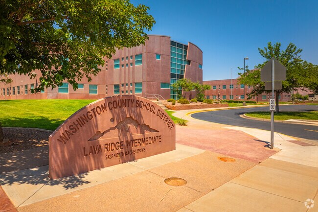 Lava Ridge Intermediate School