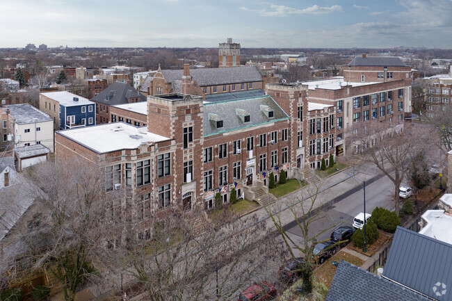 Passages Elementary Charter School is a highly ranked choice in Ravenswood.