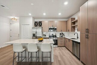 9814 Rustling Breeze Cir, Riverview, FL 33578