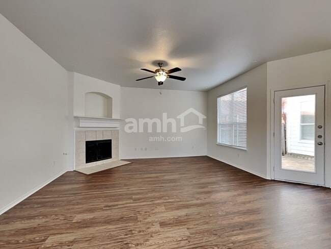 5400 Redwater Ct, the Colony, TX 75056 - photo 7