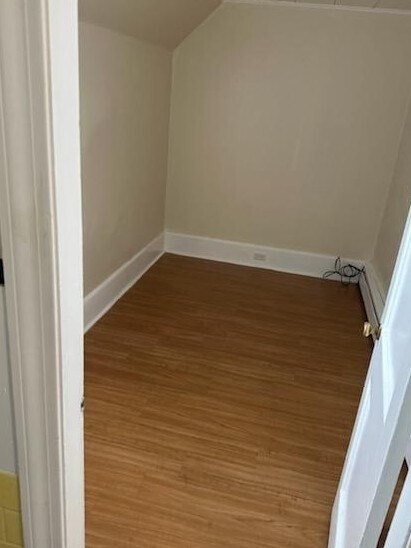 10 March St unit 10 MARCH ST. B 2ND., Worcester, MA 01604 - photo 3