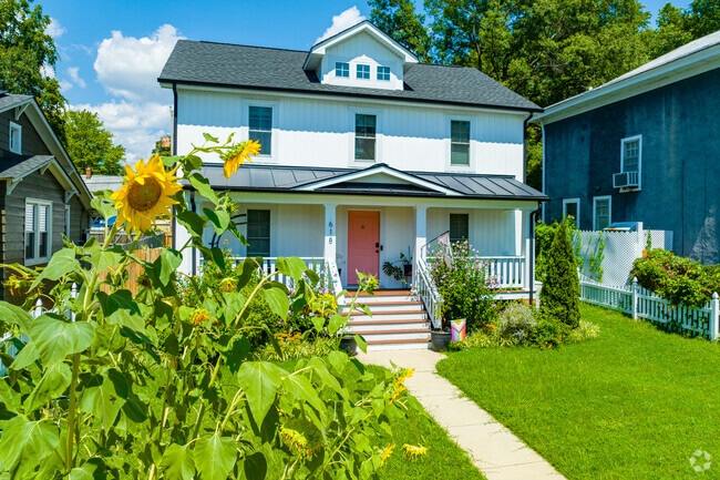 Watch your garden flourish in Highland Park.