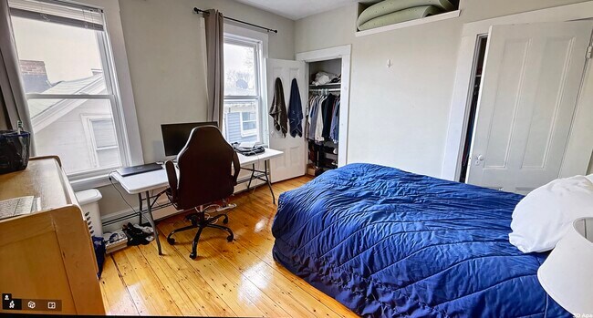 237 Norfolk St unit 6, Cambridge, MA 02139 - photo 3