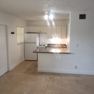 1429 SW 9th St Unit 8, Fort Lauderdale, FL 33312