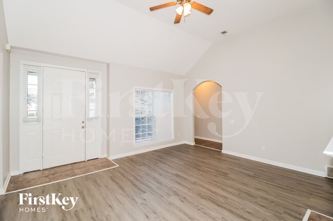 8595 Shady Elm Dr, Cordova, TN 38018 - photo 3