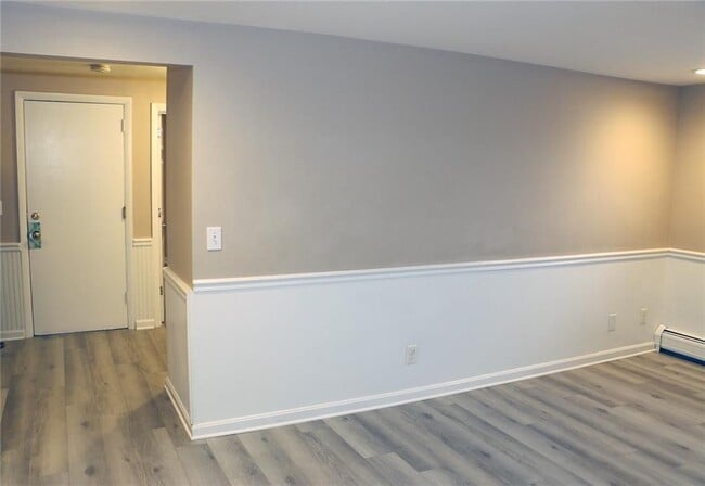 50 Carnation St, Pawtucket, RI 02860 - photo 5