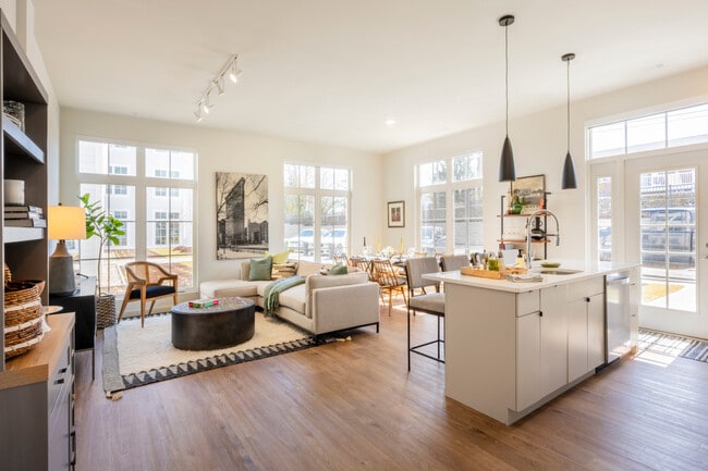 The Anchorage, Fairfield, CT 06824 - photo 5