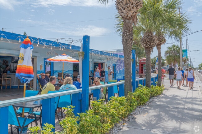 Indian Rocks Beach restaurants and bars offer outdoor seating steps from the sand.